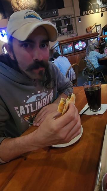 We tried country fried steak for the first time! @tobykeithsbarandgrill_ok #review #food #countrycookin #countrymusic #oklahoma